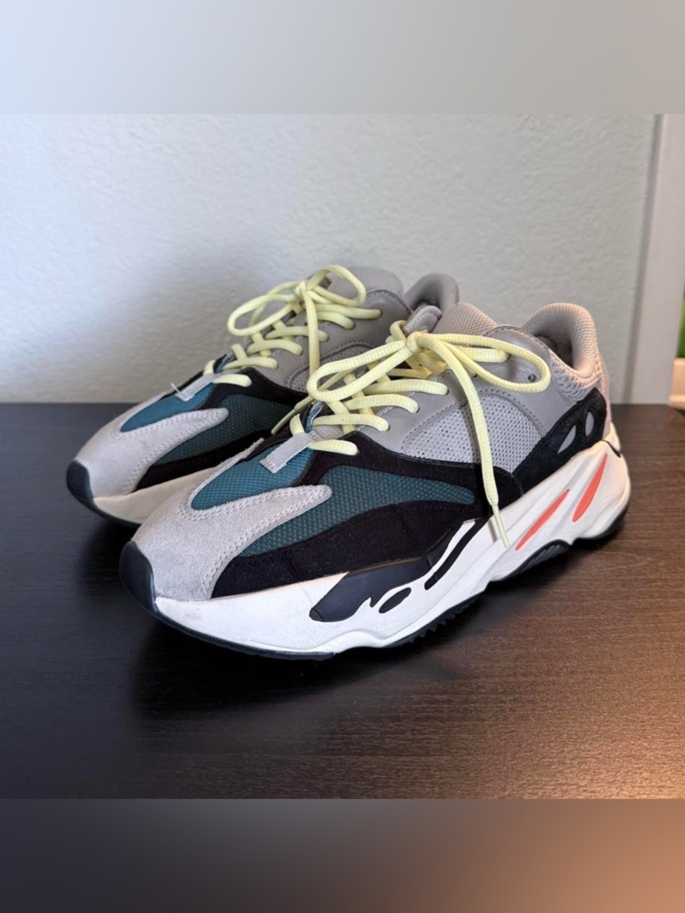 Adidas Yeezy Boost 700 Wave Runner